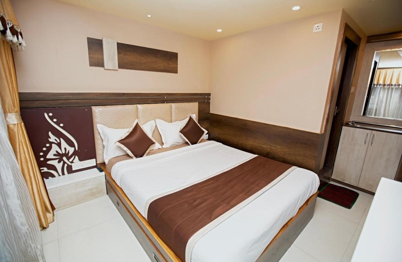 Hotel Maneck Ooty Kültér fotó