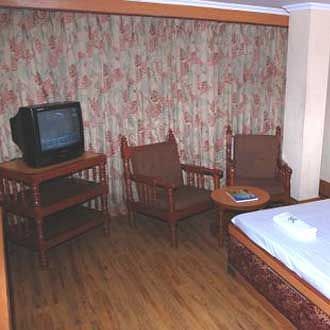 Hotel Maneck Ooty Kültér fotó
