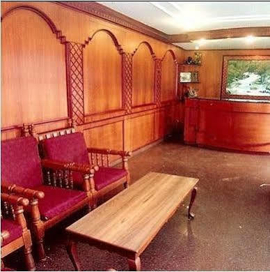 Hotel Maneck Ooty Kültér fotó