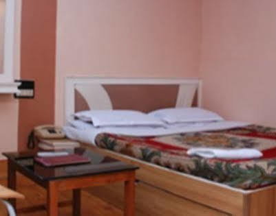 Hotel Maneck Ooty Kültér fotó